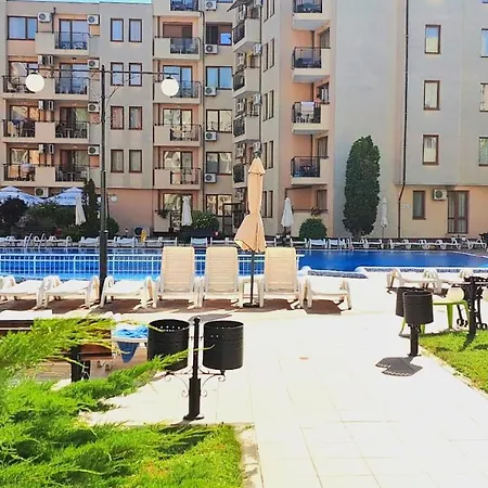 Patrick's - Sunny * Slantchev Briag
